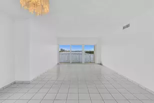500 Bayview Dr, Sunny Isles Beach, FL 33160 - Photo 8