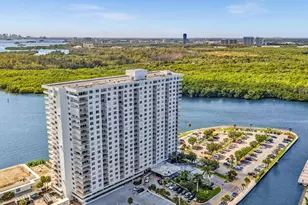 500 Bayview Dr, Sunny Isles Beach, FL 33160 - Photo 82