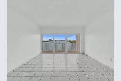 500 Bayview Drive #632, Sunny Isles Beach, FL 33160 - Photo 14