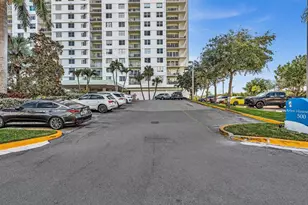 500 Bayview Dr, Sunny Isles Beach, FL 33160 - Photo 58