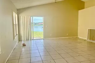 8820 N Lake Park Cir Circle N, Davie, FL 33328 - Photo 12