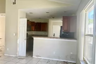 8820 N Lake Park Cir Circle N, Davie, FL 33328 - Photo 8