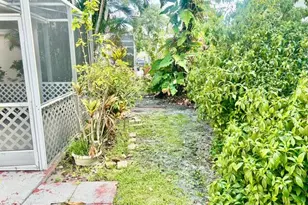 9576 NW 8th Cir, Plantation, FL 33324 - Photo 10