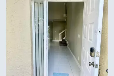 9576 NW 8th Circle, Plantation, FL 33324 - Photo 2