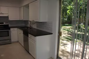 635 18th Pl, Vero Beach, FL 32960 - Photo 6