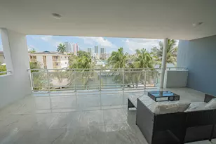 468 Golden Isles Dr, Hallandale Beach, FL 33009 - Photo 1