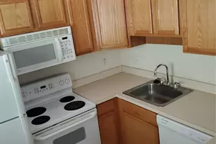 2660 NE 8th Ave, Wilton Manors, FL 33334 - Photo 4