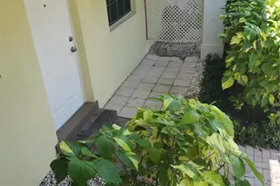 2660 NE 8th Ave, Wilton Manors, FL 33334 - Photo 14