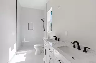 1705 NW 15th St, Fort Lauderdale, FL 33311 - Photo 14