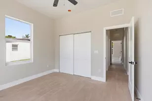 1705 NW 15th St, Fort Lauderdale, FL 33311 - Photo 12