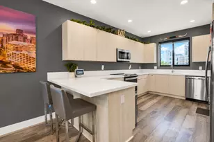 4716 NW 84th Ct, Doral, FL 33166 - Photo 2