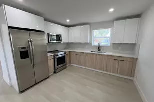 2240 Mayo St, Hollywood, FL 33020 - Photo 2