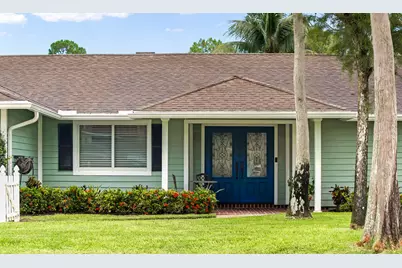 874 Blueberry Drive, Wellington, FL 33414 - Photo 2