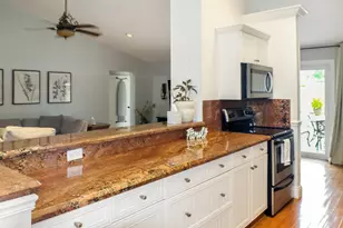874 Blueberry Dr, Wellington, FL 33414 - Photo 8