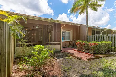 10168 Lombardy Drive, Tamarac, FL 33321 - Photo 36