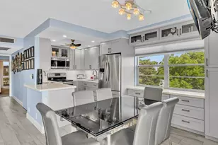 4038 Swansea B, Deerfield Beach, FL 33442 - Photo 4