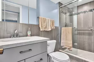 4038 Swansea B, Deerfield Beach, FL 33442 - Photo 18