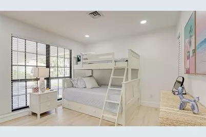 429 Pine Villa Drive, Atlantis, FL 33462 - Photo 18