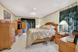 8344 Blue Cypress Dr, Lake Worth, FL 33467 - Photo 10