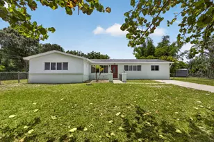 601 Evelyn Ct, West Palm Beach, FL 33413 - Photo 4
