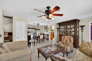601 Evelyn Ct, West Palm Beach, FL 33413 - Photo 8