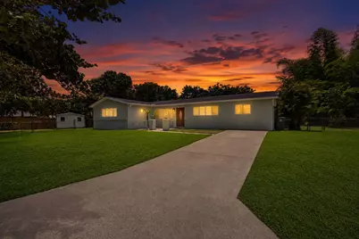 601 Evelyn Court, West Palm Beach, FL 33413 - Photo 2