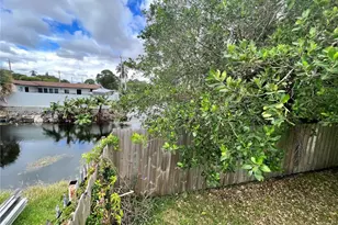 17120 NW 17th Ct, Miami Gardens, FL 33056 - Photo 16