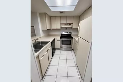 2101 Champions Way, North Lauderdale, FL 33068 - Photo 6