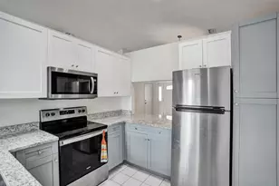 3151 NW 107th Dr, Sunrise, FL 33351 - Photo 8
