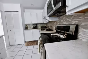 11 Southport Ln, Boynton Beach, FL 33436 - Photo 4