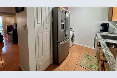 6086 Forest Hill Boulevard #208, West Palm Beach, FL 33415 - Photo 8