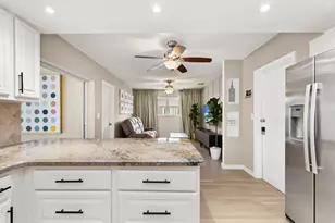 1431 NW 70th Way, Plantation, FL 33313 - Photo 16