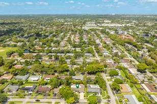 1431 NW 70th Way, Plantation, FL 33313 - Photo 56