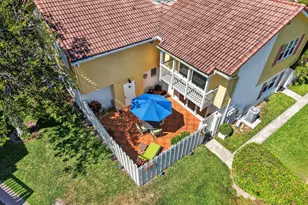 290 Seabreeze Cir, Jupiter, FL 33477 - Photo 42
