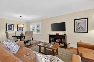 290 Seabreeze Cir, Jupiter, FL 33477 - Photo 10