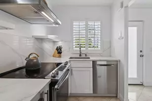 139 Sunrise Ave, Palm Beach, FL 33480 - Photo 16