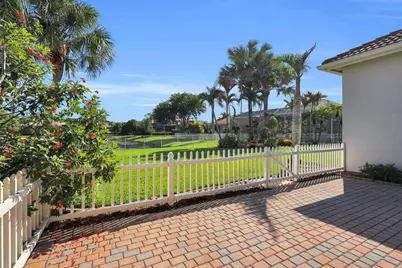 7041 SE Bay Hill Drive, Stuart, FL 34997 - Photo 38