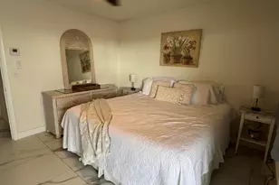 900 SW 10th Terrace, Hallandale Beach, FL 33009 - Photo 16