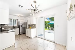 2411 Gulfstream Dr, Miramar, FL 33023 - Photo 10
