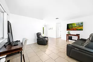 2411 Gulfstream Dr, Miramar, FL 33023 - Photo 4