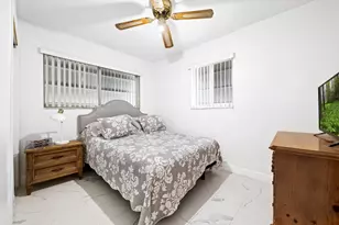 2411 Gulfstream Dr, Miramar, FL 33023 - Photo 16