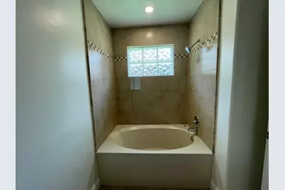 1806 NW 98th Avenue NW, Pembroke Pines, FL 33024 - Photo 44