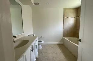 1806 NW 98th Ave NW, Pembroke Pines, FL 33024 - Photo 28
