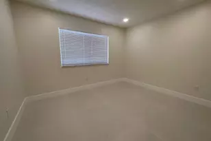 1806 NW 98th Ave NW, Pembroke Pines, FL 33024 - Photo 38