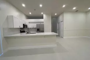 1806 NW 98th Ave NW, Pembroke Pines, FL 33024 - Photo 16
