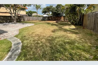 1969 NE 4th Street, Deerfield Beach, FL 33441 - Photo 18