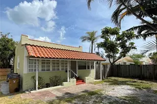 1969 NE 4th St, Deerfield Beach, FL 33441 - Photo 1