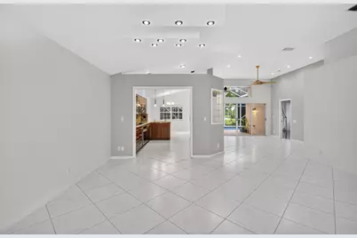 7558 Ironbridge Circle, Delray Beach, FL 33446 - Photo 10