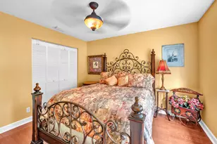 1888 SW 53rd Ave, Plantation, FL 33317 - Photo 16