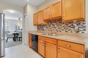 2122 SE Grand Dr, Port Saint Lucie, FL 34952 - Photo 16